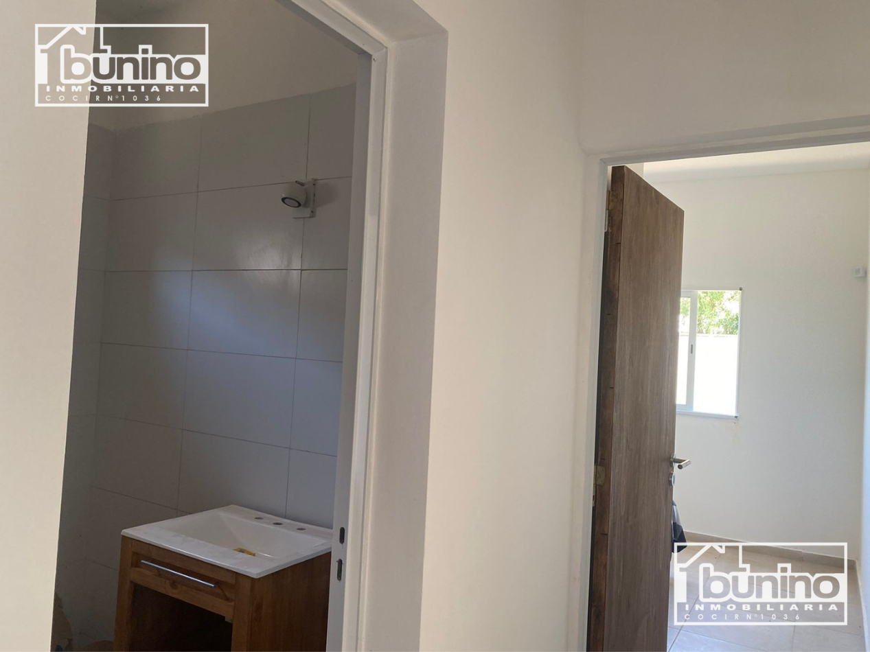 Casa EN VENTA APTA CREDITO, 2 dormitorios - Funes Norte 