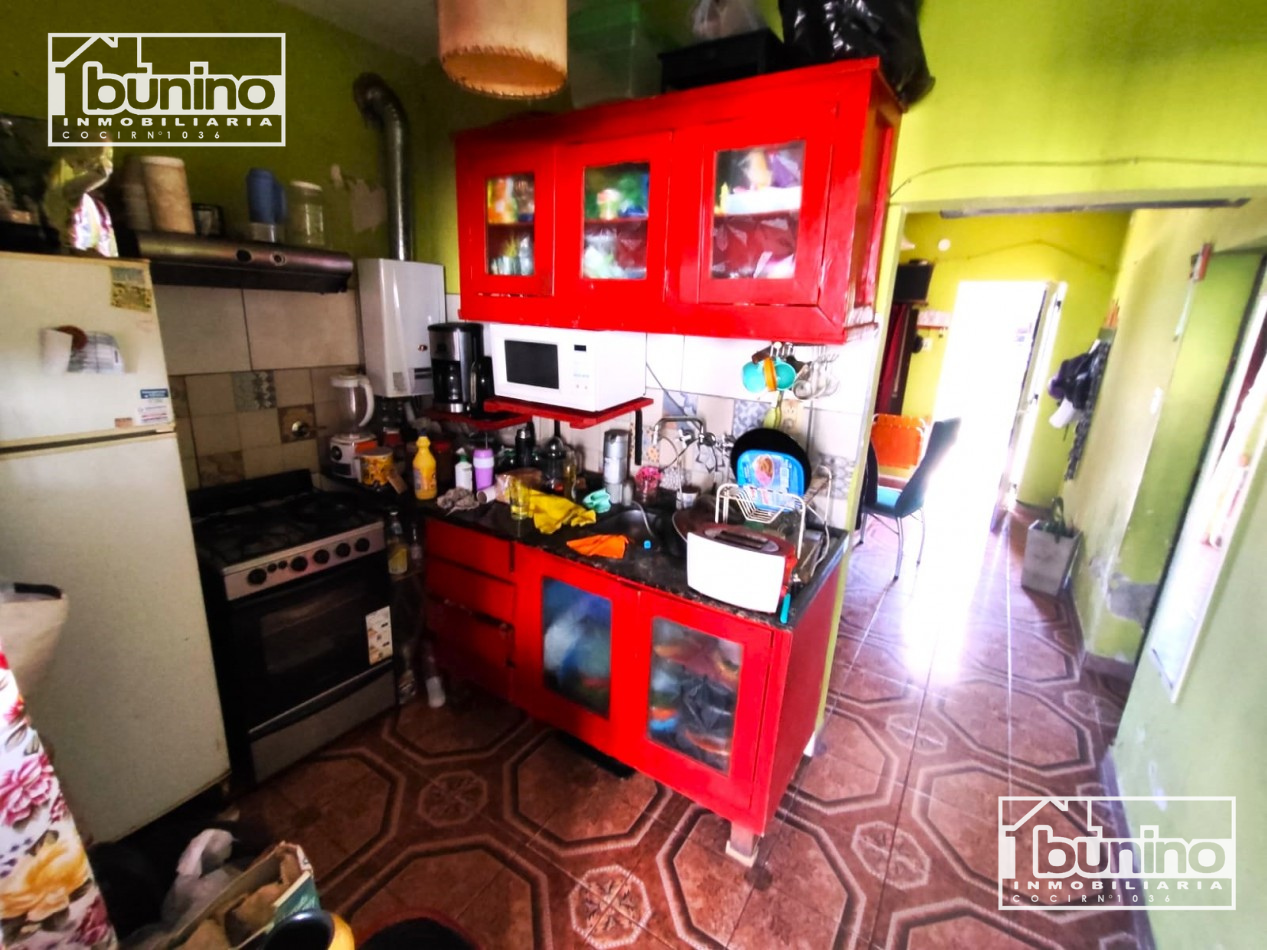 Casa 2 dormitorios y depto 1 dormitorio - Granadero Baigorria