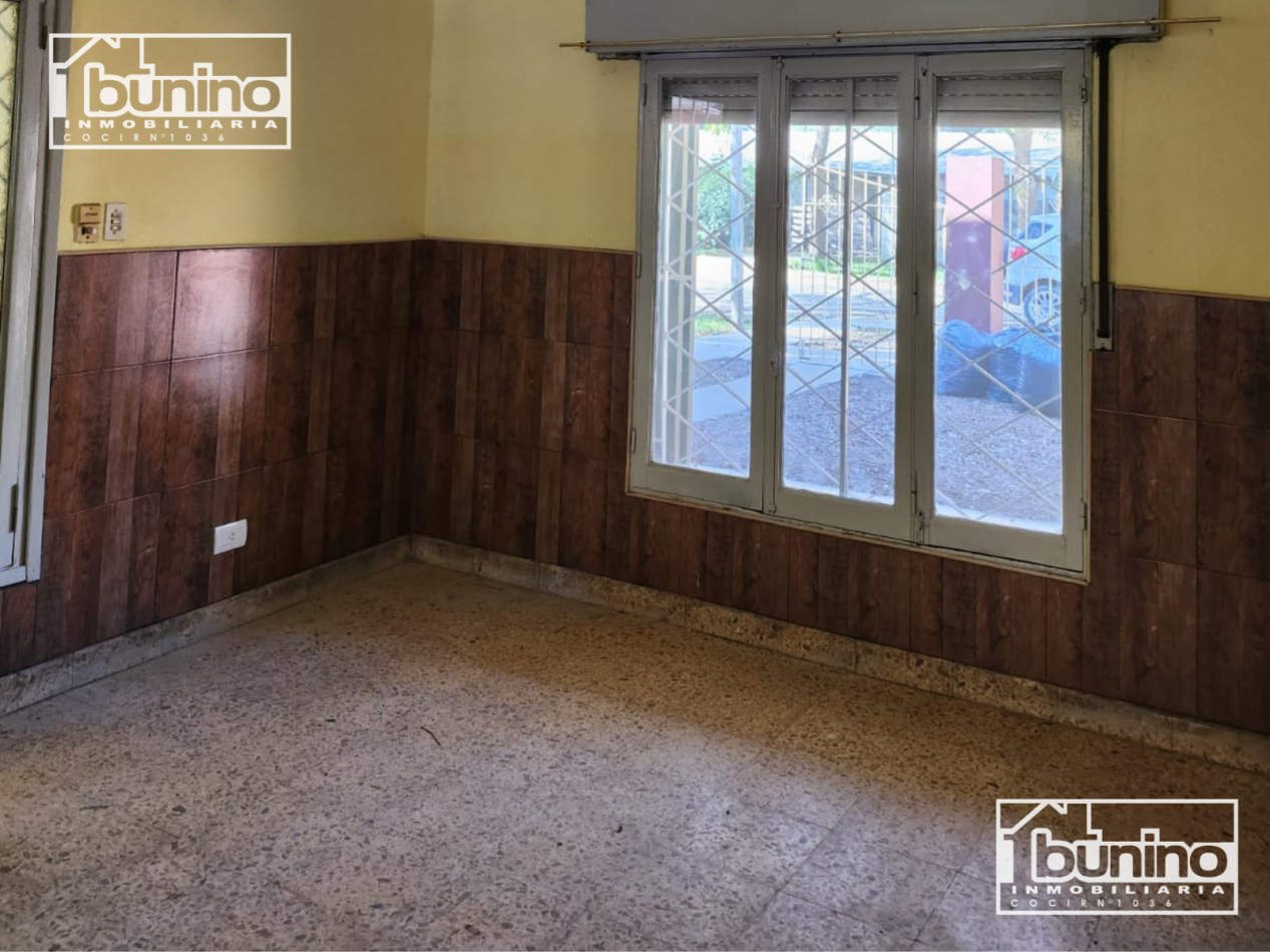 Casa de dos habitaciones en alquiler - Funes