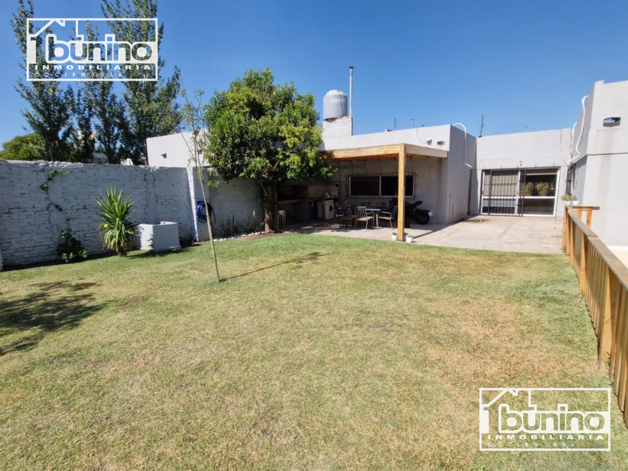 Casa EN VENTA en Funes - 3 Dormitorios