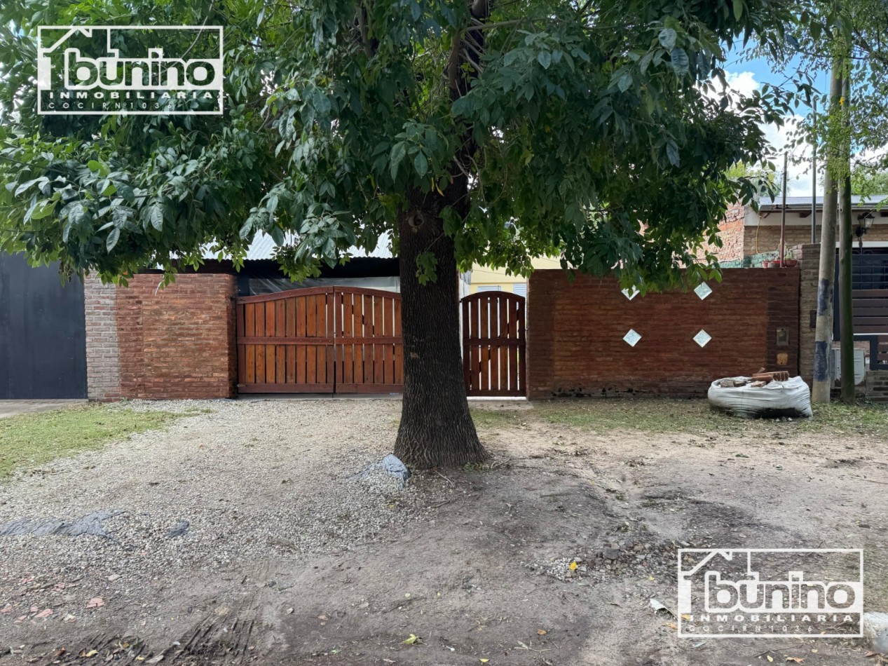 Casa EN VENTA , APTA CREDITO - 2 dorm. + comodin, Ibarlucea