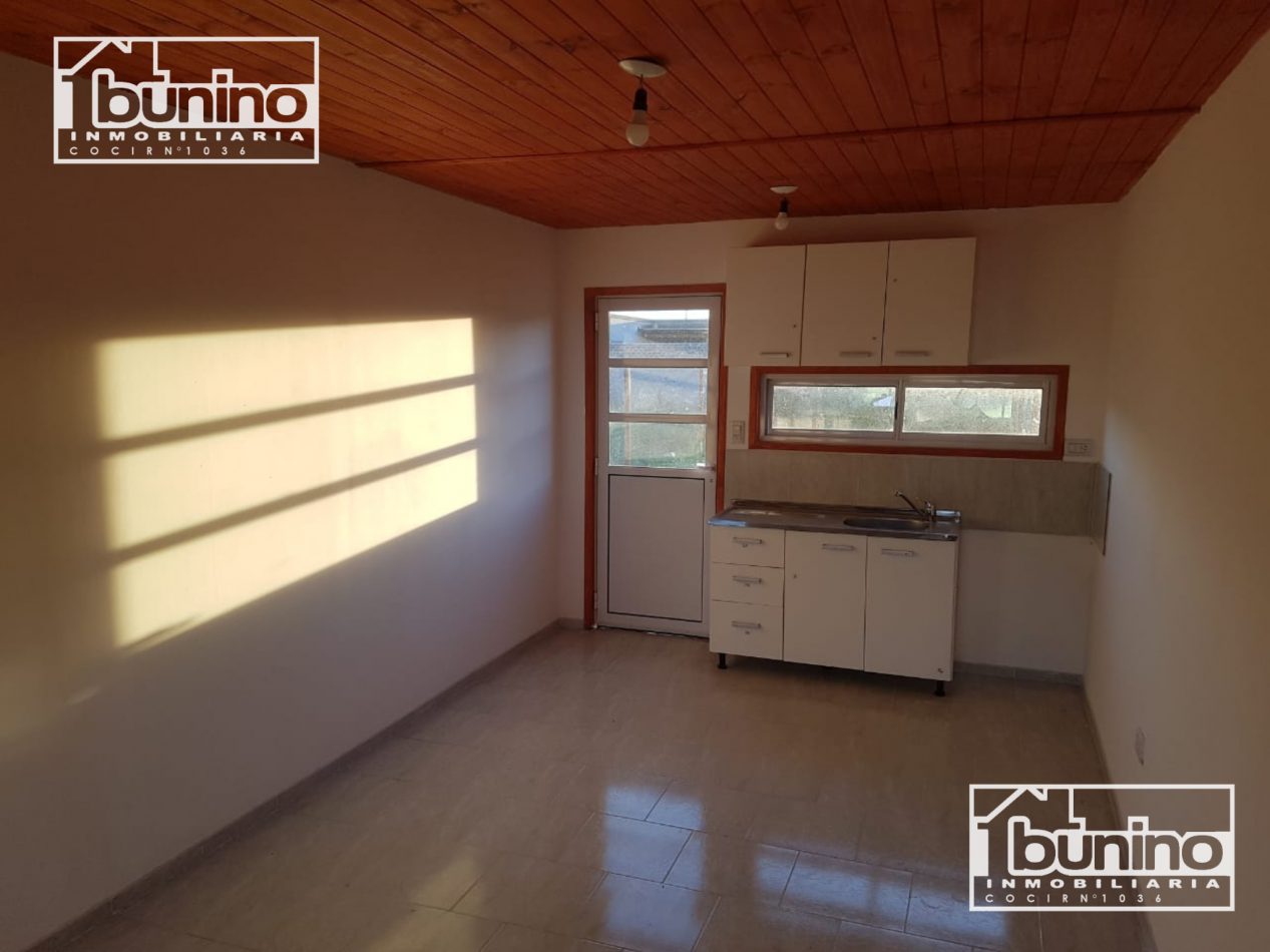 Casa en alquiler permanente en Funes City - 2 habitaciones