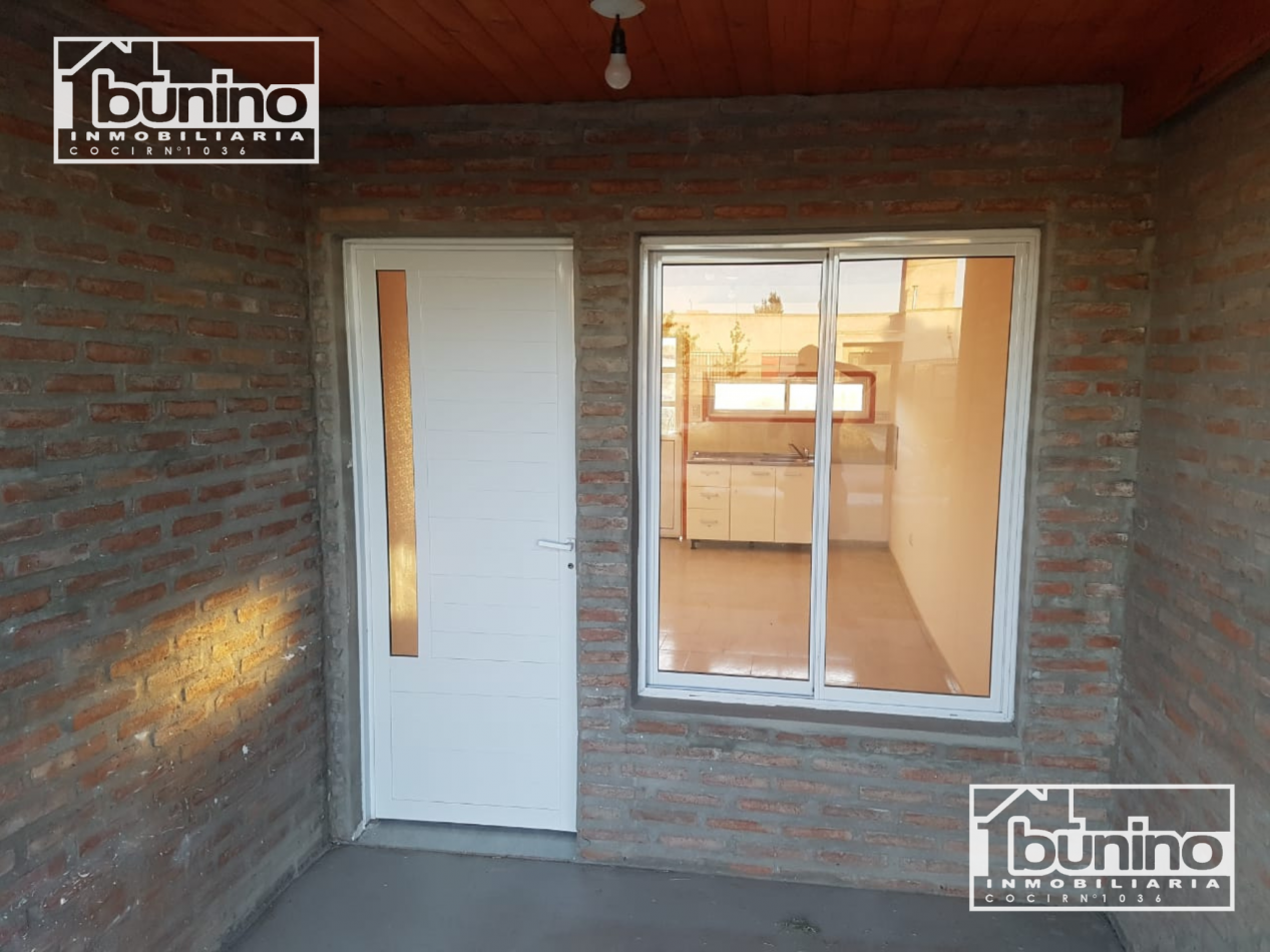 Casa en alquiler permanente en Funes City - 2 habitaciones