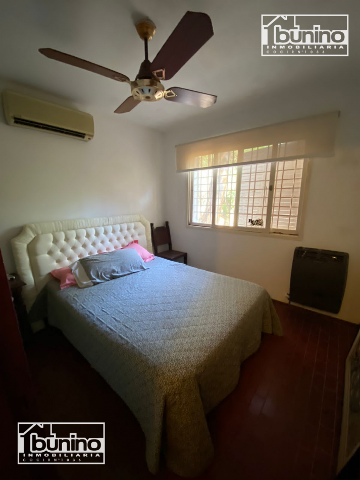 Alquiler Temporario Casa 4 Dormitorios, 4 Baños, Galeria, Pileta y Cochera - ROLDAN