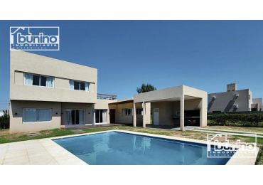 Propiedad amplia en venta - Barrio El Molino Roldan
