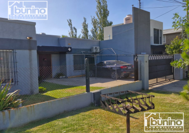Casa EN VENTA en Funes - 3 Dormitorios