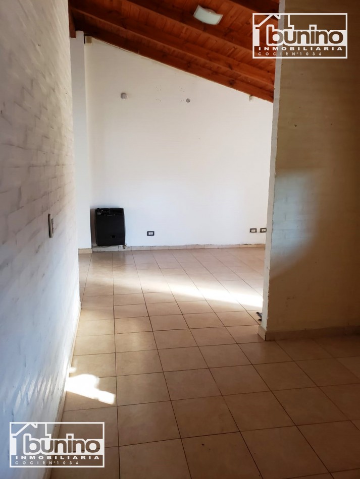 Casa en VENTA hermosa ubicada en Funes