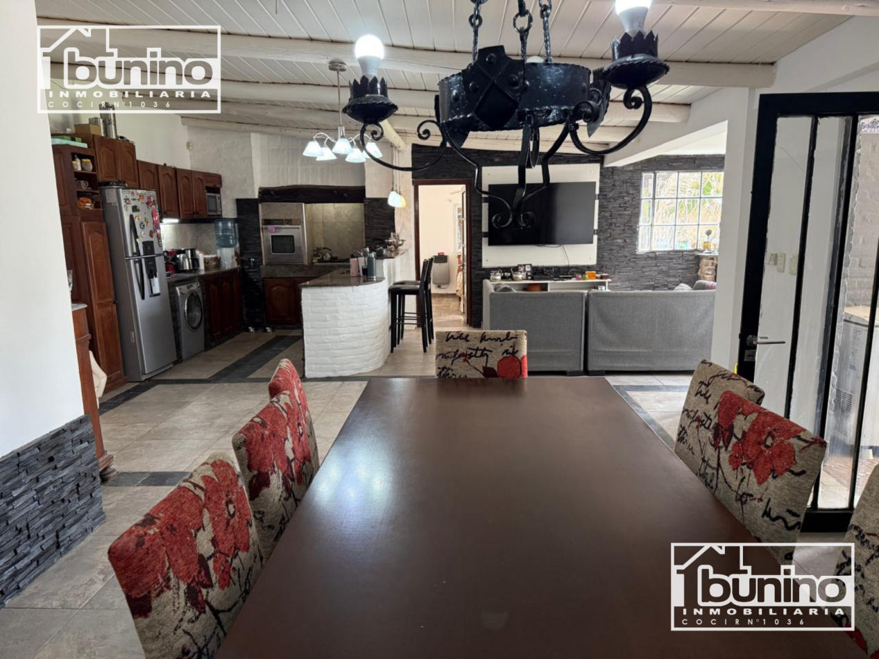 Casa en venta APTA CREDITO en Funes - 4 Dormitorios