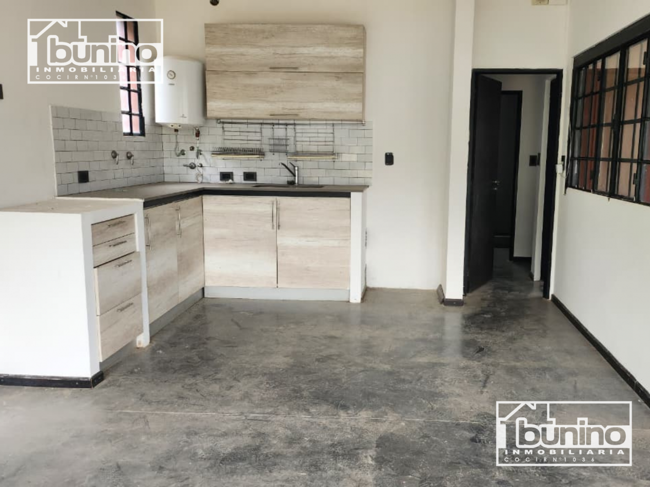Casa en venta de 2 dormitorios - Barrio Las Tardes, Roldan