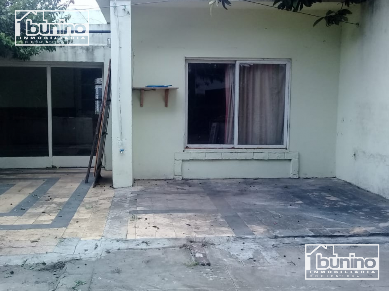 Casa a la venta APTA CREDITO en Capitan Bermudez - 2 dormitorios