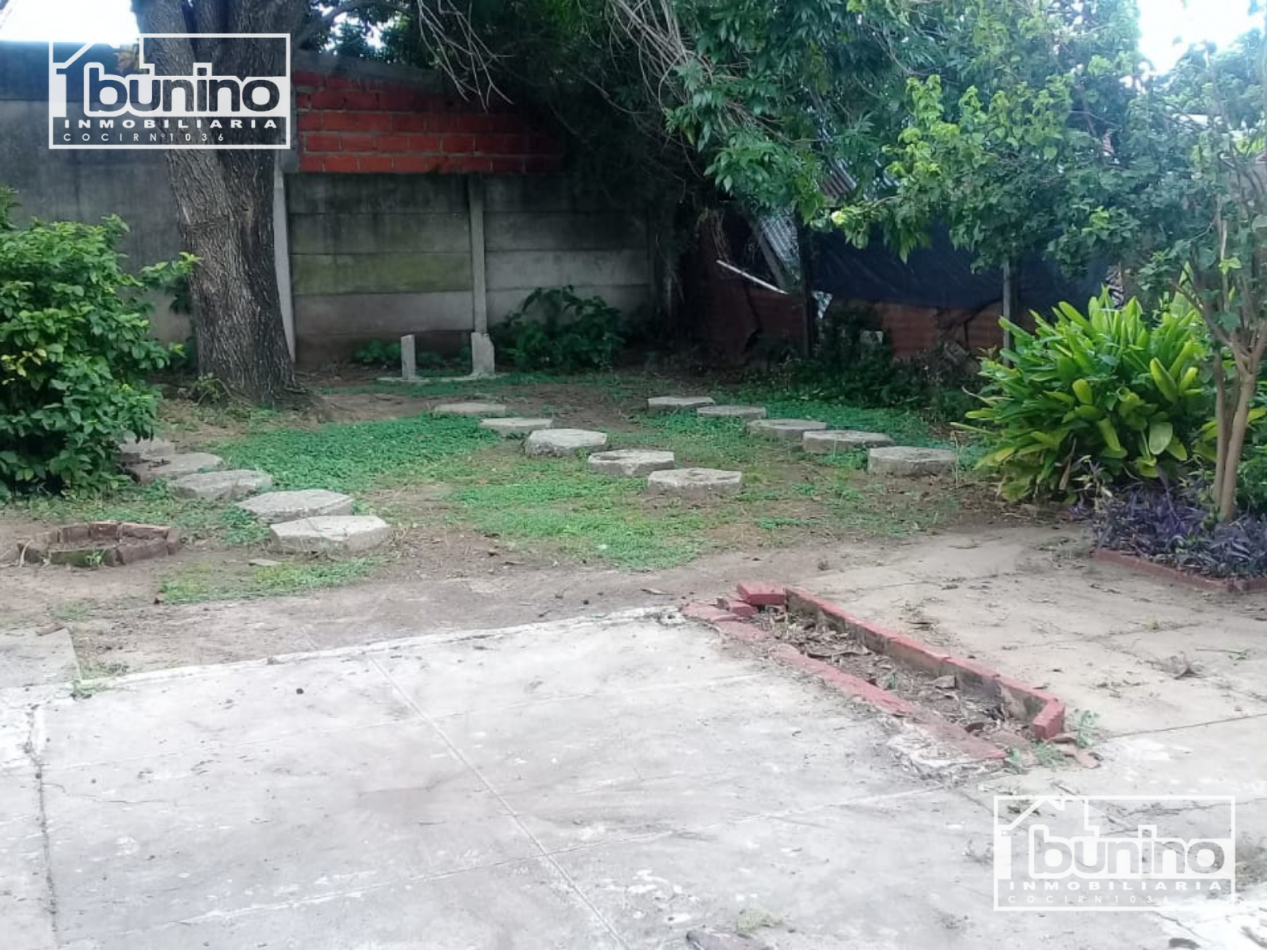 Casa a la venta APTA CREDITO en Capitan Bermudez - 2 dormitorios