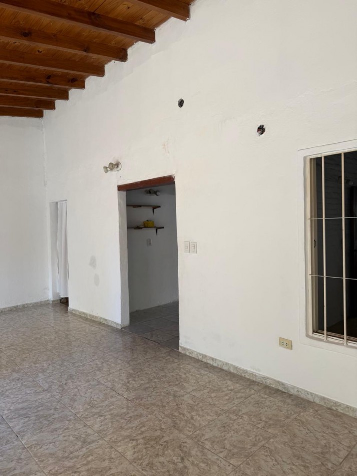 Casa 2 dormitorios en venta - Granadero Baigorria