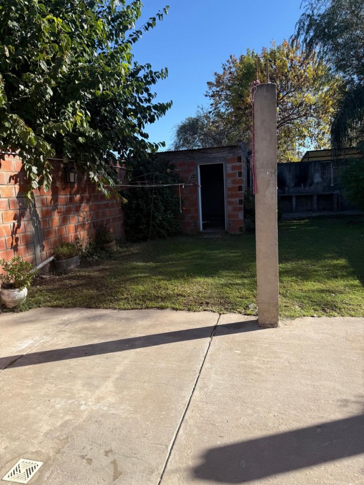 Casa 2 dormitorios en venta - Granadero Baigorria