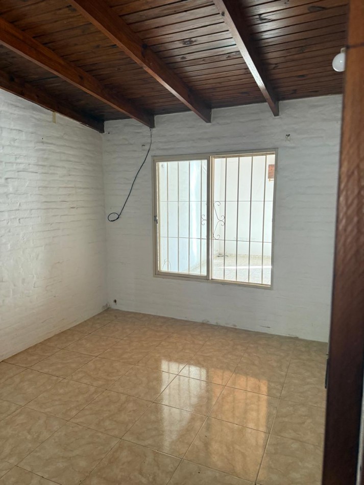 Casa 2 dormitorios en venta - Granadero Baigorria