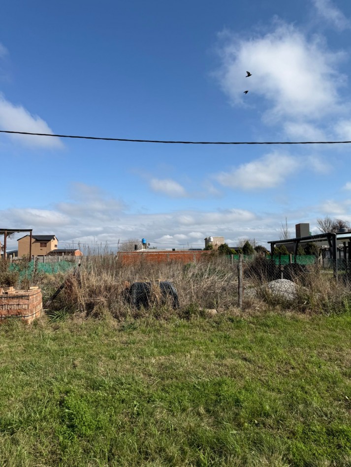 Terreno en venta en Altos residenciales - Roldan