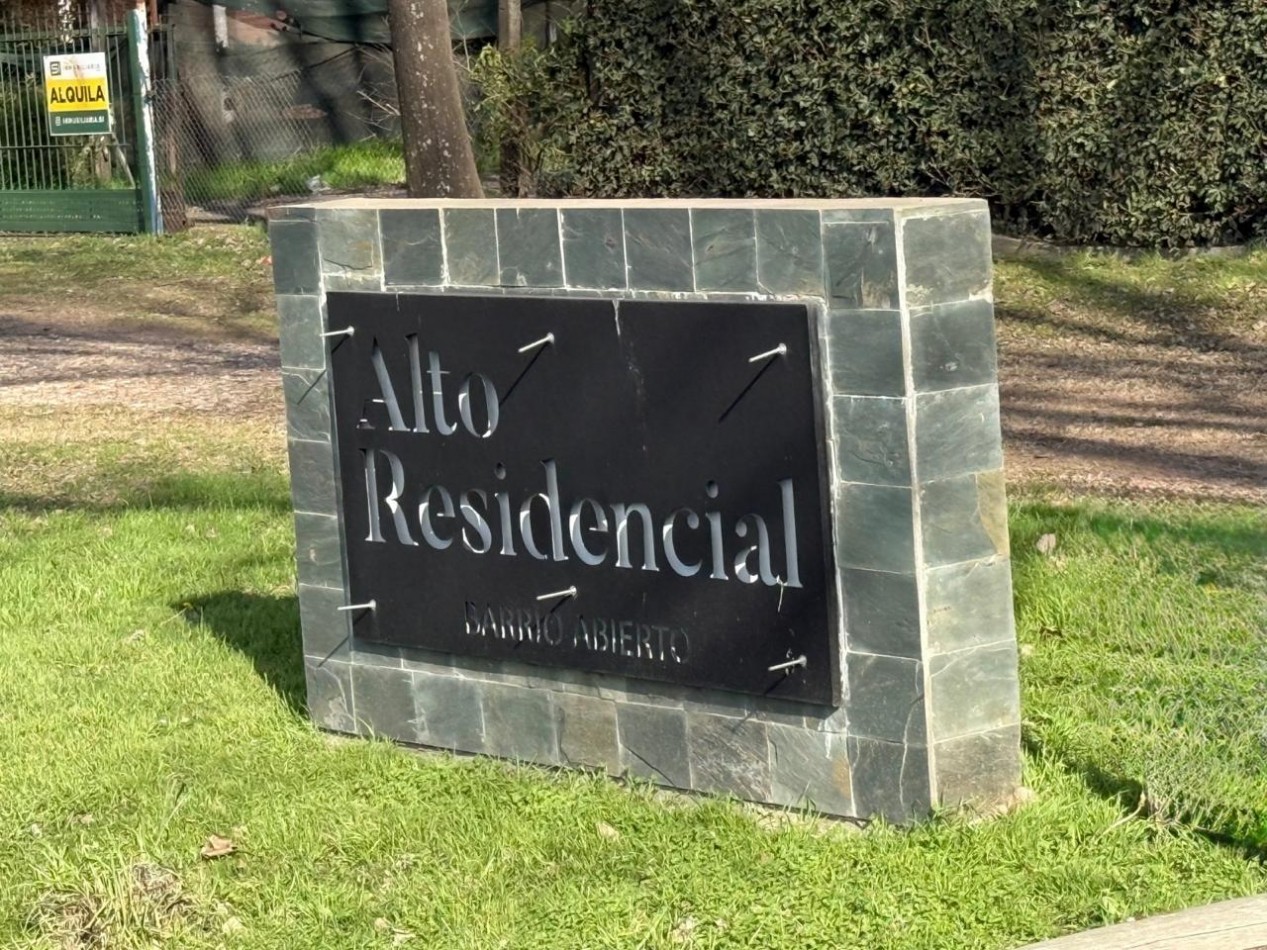 Terreno en venta en Altos residenciales - Roldan