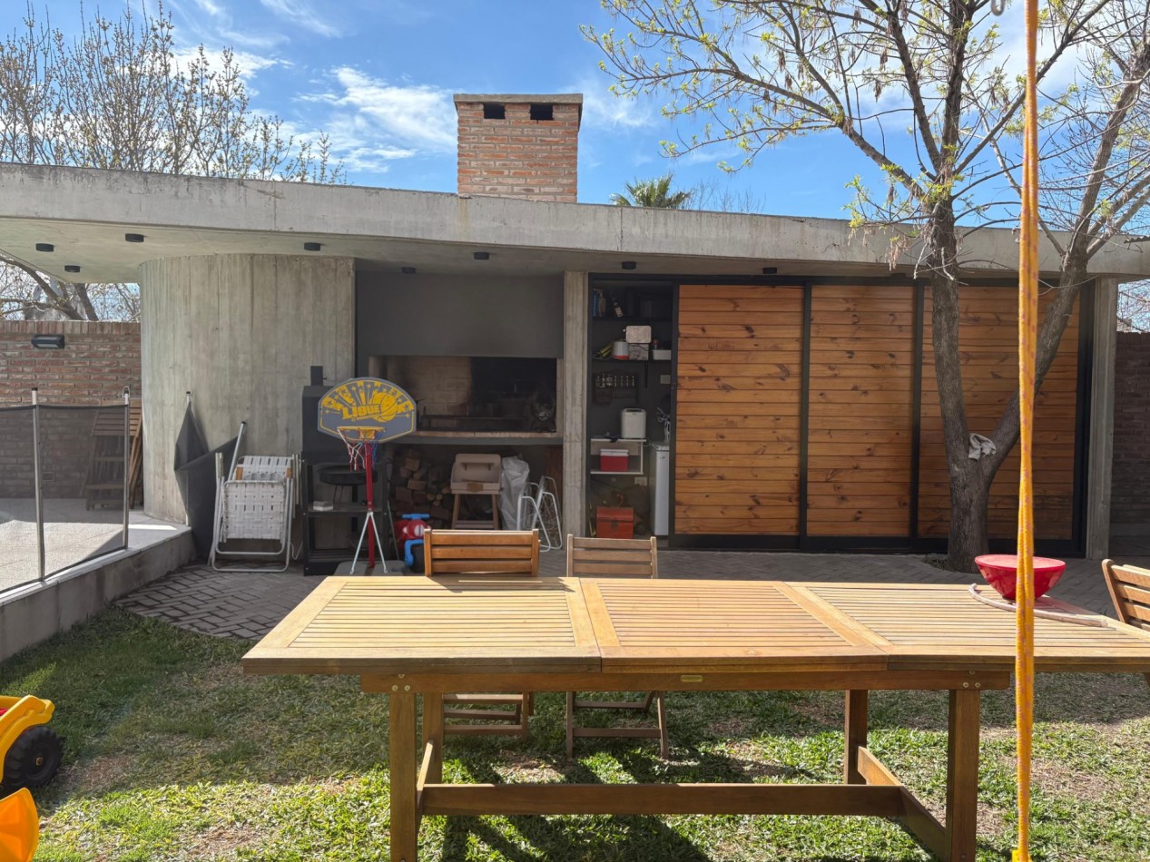 Casa en venta en Funes - 3 Dormitorios