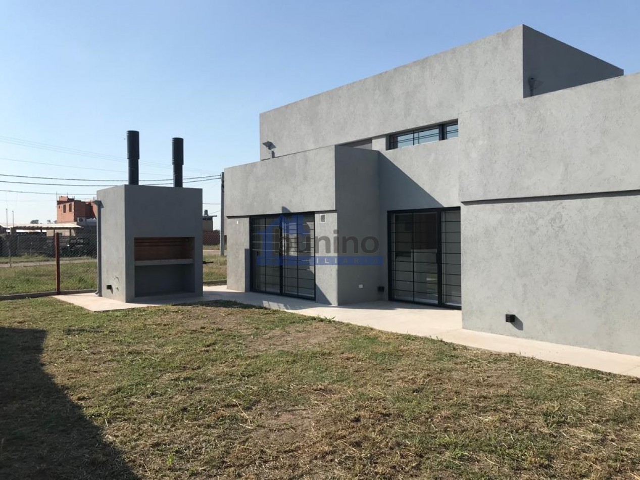 Casa en venta en Ibarlucea, A ESTRENAR - APTA CREDITO, 2 dormitorios 