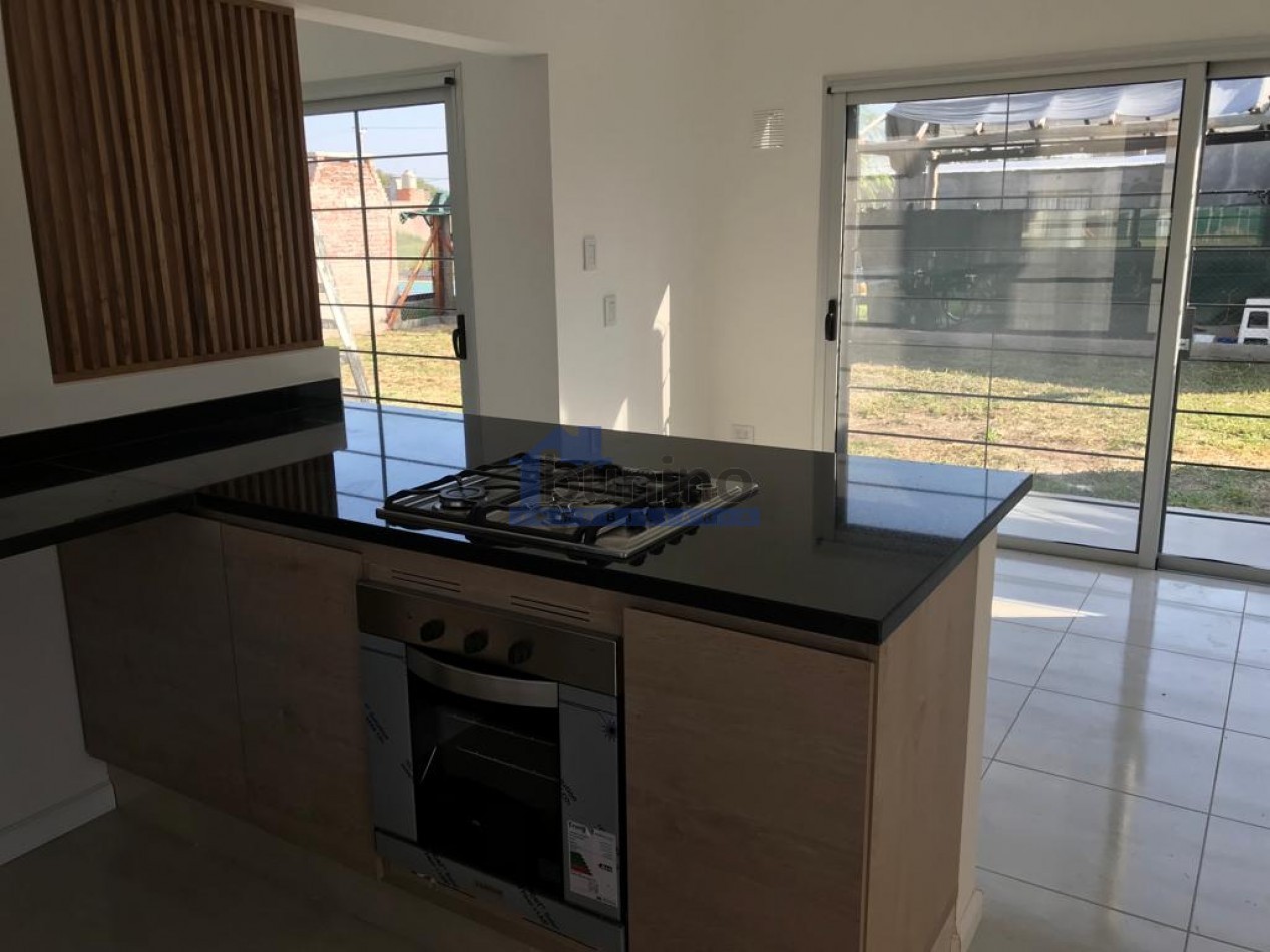 Casa en venta en Ibarlucea, A ESTRENAR - APTA CREDITO, 2 dormitorios 