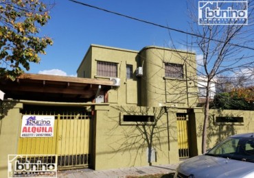 Casa en alquiler de 3 dormitorios - Zona norte, Rosario