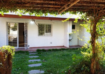 Casa en alquiler en Funes - 2 dormitorios
